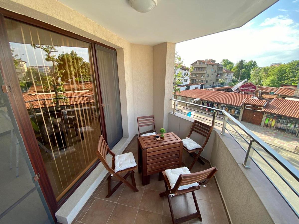 Cozy Apartment In The Center Of Primorsko Exterior photo